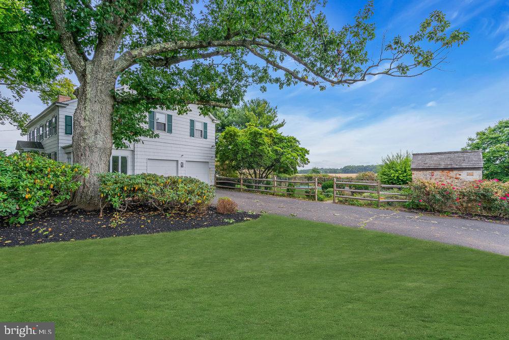156 Cranbury Neck Road Plainsboro, NJ 08536 - Photo 4 of 86