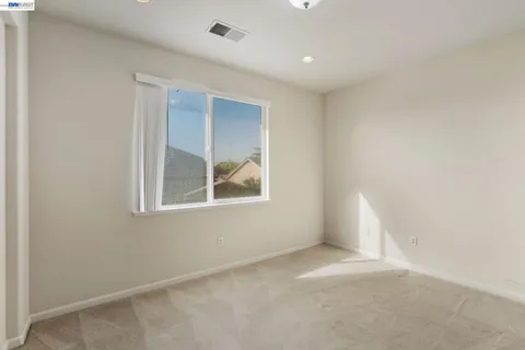 $749,800 | 5212 Namath Circle, Elk Grove, CA 95757