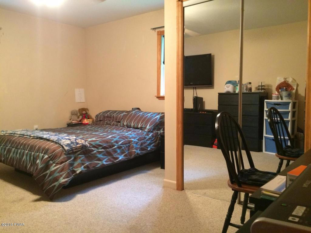 139 Dirk Road Tafton, PA 18464 - Photo 25 of 37 25 Bedroom 1