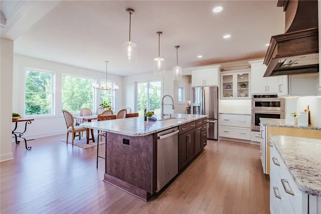 $700,350 | 18 Mendon Green, Pittsford, NY 14534