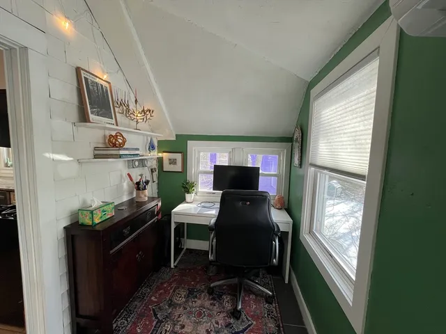 $2,500 | 32 Hautevale Street, Unit 2, Boston, MA 02131