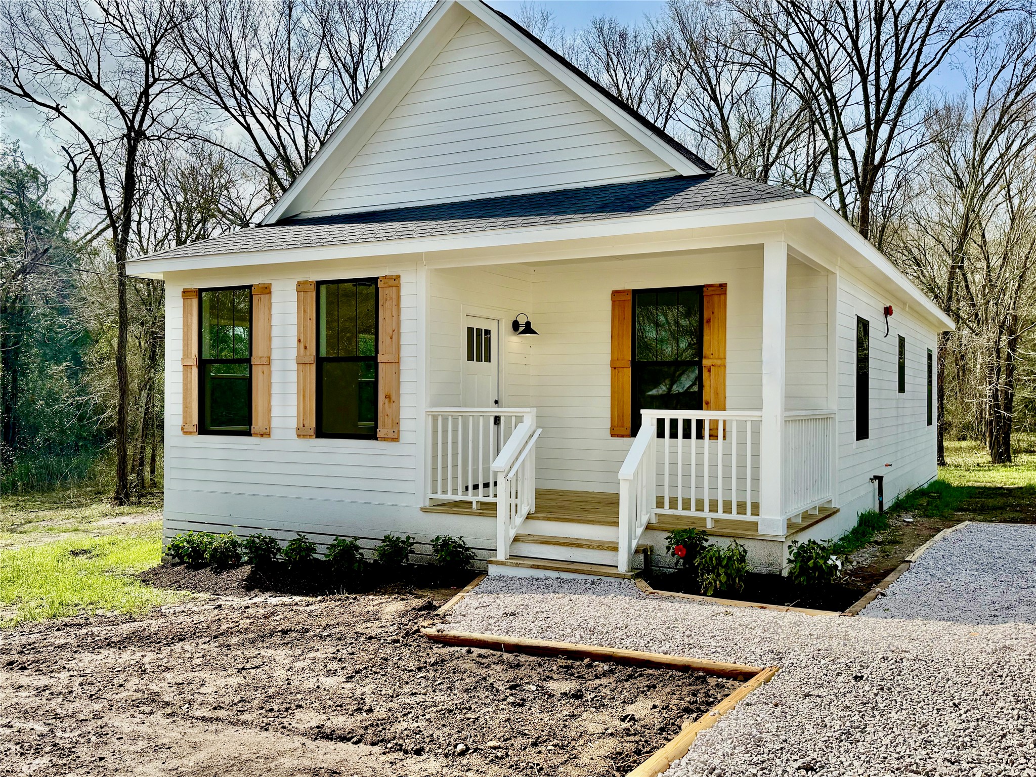 1405 Clay Street Brenham, TX 77833 - Photo 2 of 23