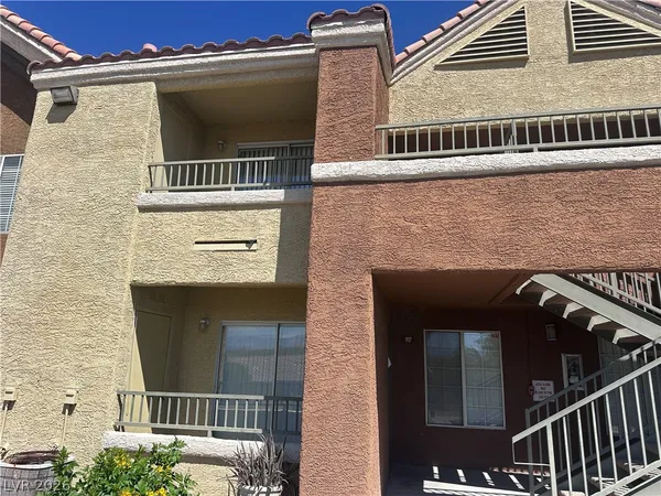 $225,000 | 2120 Ramrod Avenue, Unit 927, Henderson, NV 89014