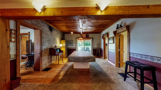 $698,900 | N7295 Manske Road, Milford, WI 53551