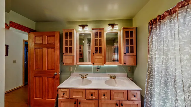 $698,900 | N7295 Manske Road, Milford, WI 53551