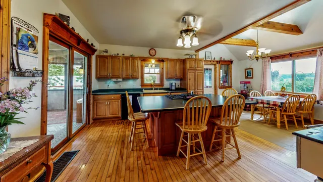 $698,900 | N7295 Manske Road, Milford, WI 53551