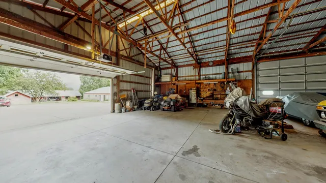 $698,900 | N7295 Manske Road, Milford, WI 53551