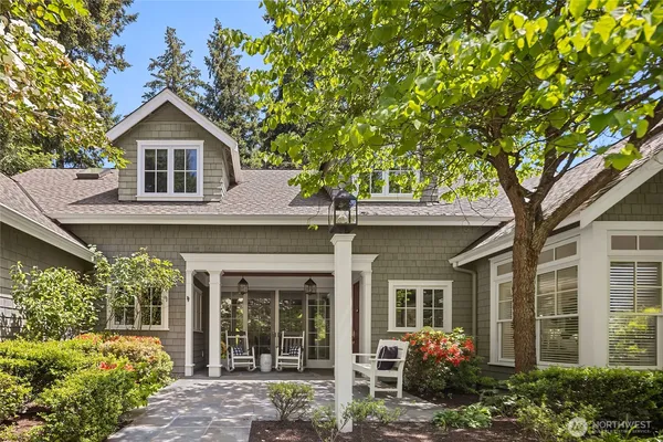 $3,150,000 | 2720 105th Avenue Southeast, Bellevue, WA 98004