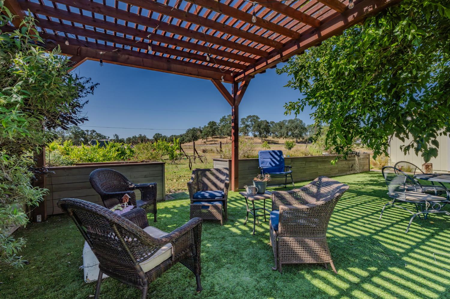 5726 Pettinger Road Valley Springs, CA 95252 - Photo 12 of 77