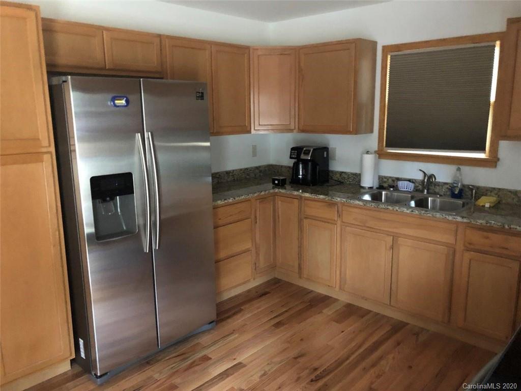 1137 Stepp Mill Road Hendersonville, NC 28792 - Photo 8 of 17 Gallery Image 8