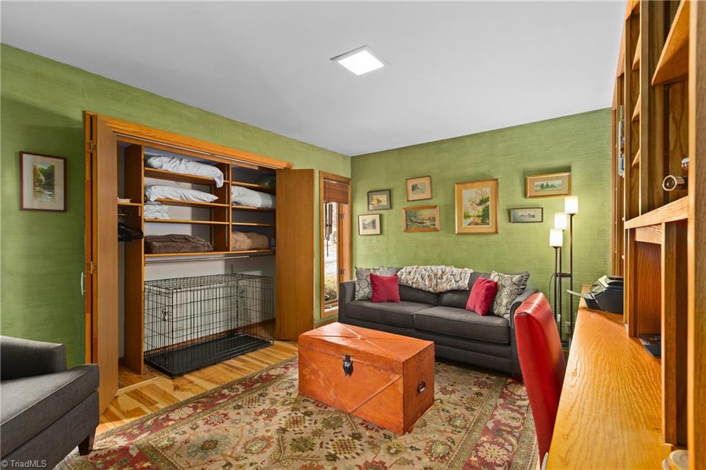 1007 Wickliff Avenue High Point, NC 27262 - Photo 29 of 47 Bedroom 3