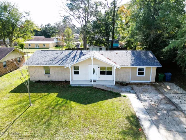 $194,900 | 16301 Trenton Drive, Biloxi, MS 39532