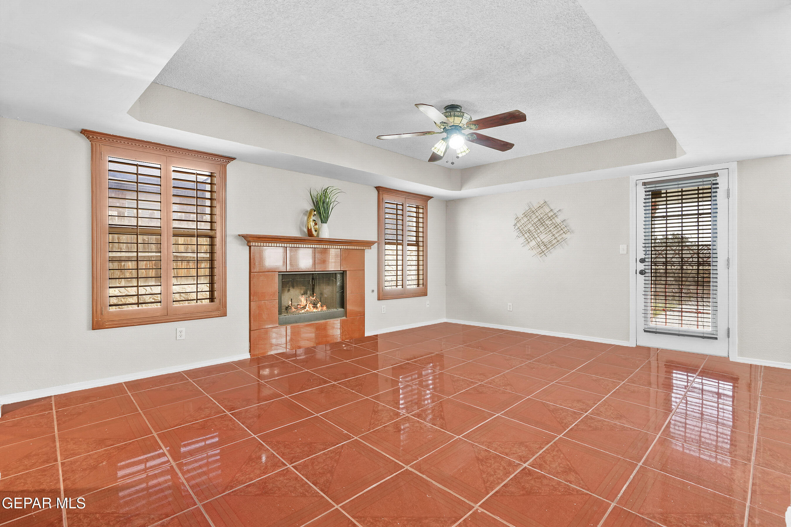 12084 Dos Rios Drive El Paso, TX 79936 - Photo 2 of 30 DSC04812