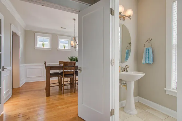 $875,000 | 214 Clouter Creek Drive, Charleston, SC 29492