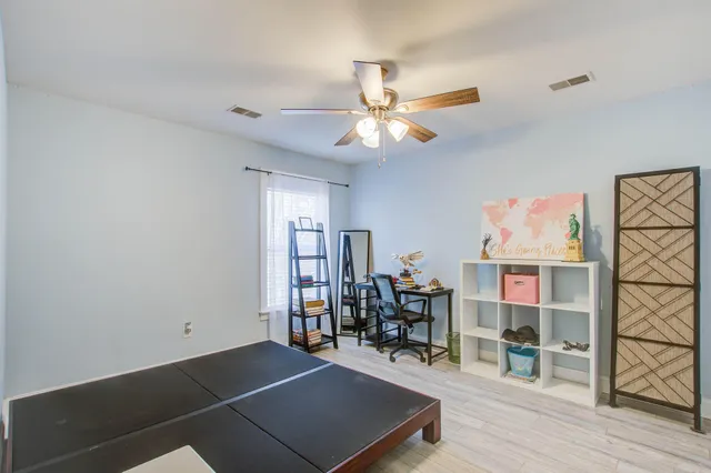 $875,000 | 214 Clouter Creek Drive, Charleston, SC 29492