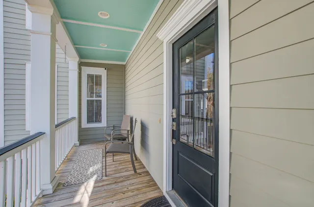 $875,000 | 214 Clouter Creek Drive, Charleston, SC 29492