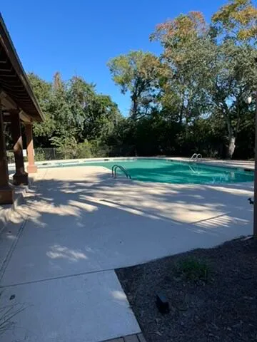 $875,000 | 214 Clouter Creek Drive, Charleston, SC 29492