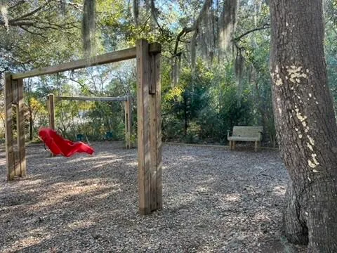$875,000 | 214 Clouter Creek Drive, Charleston, SC 29492