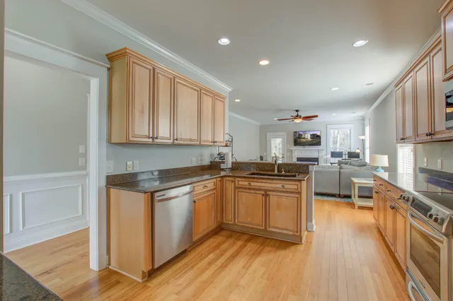 $875,000 | 214 Clouter Creek Drive, Charleston, SC 29492