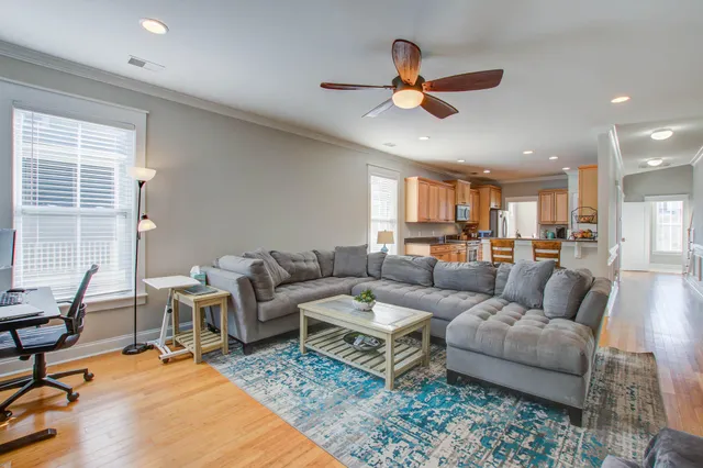 $875,000 | 214 Clouter Creek Drive, Charleston, SC 29492