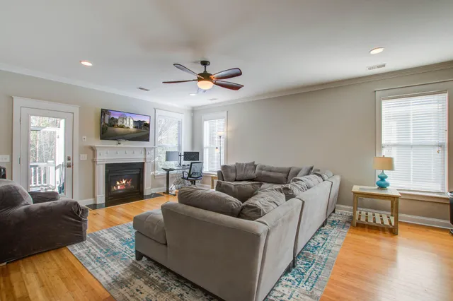 $875,000 | 214 Clouter Creek Drive, Charleston, SC 29492