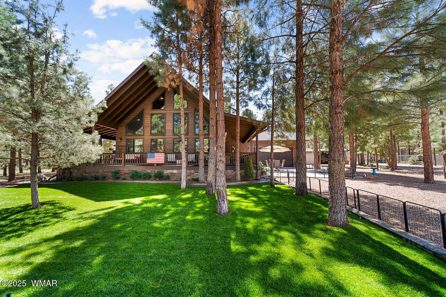 2046 Christmas Pine Road Overgaard, AZ 85933 - Photo 1 of 77
