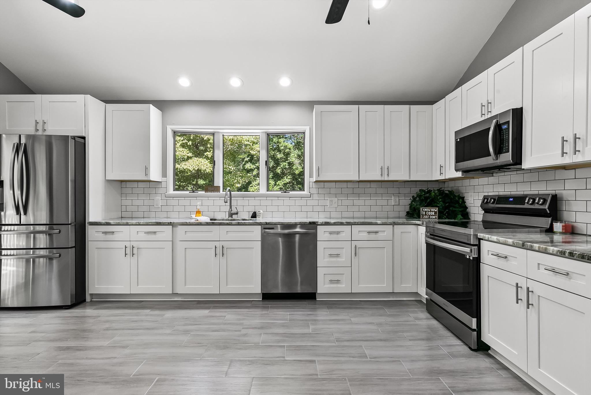 161 Egret Road Marlton, NJ 08053 - Photo 2 of 44 Gallery Image 2
