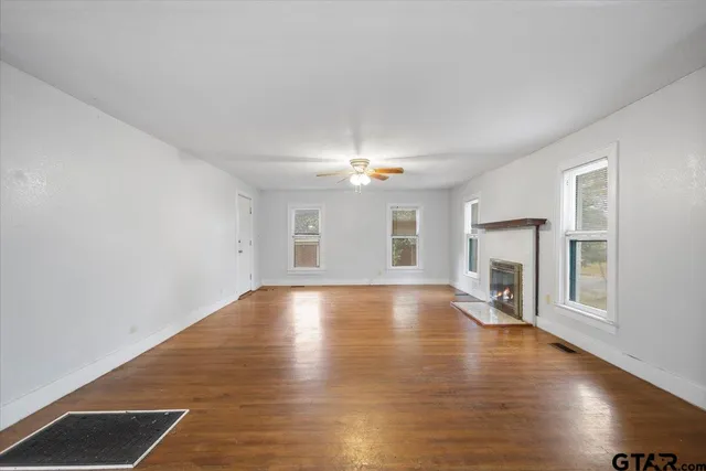 $235,000 | 832 South Bois D Arc Avenue, Tyler, TX 75701