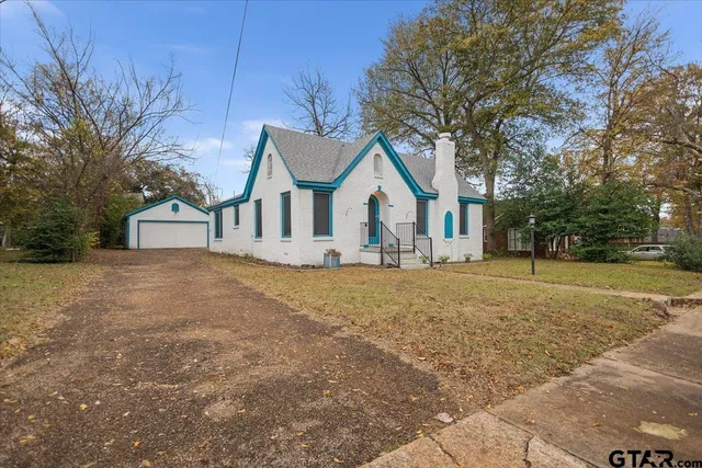 $235,000 | 832 South Bois D Arc Avenue, Tyler, TX 75701