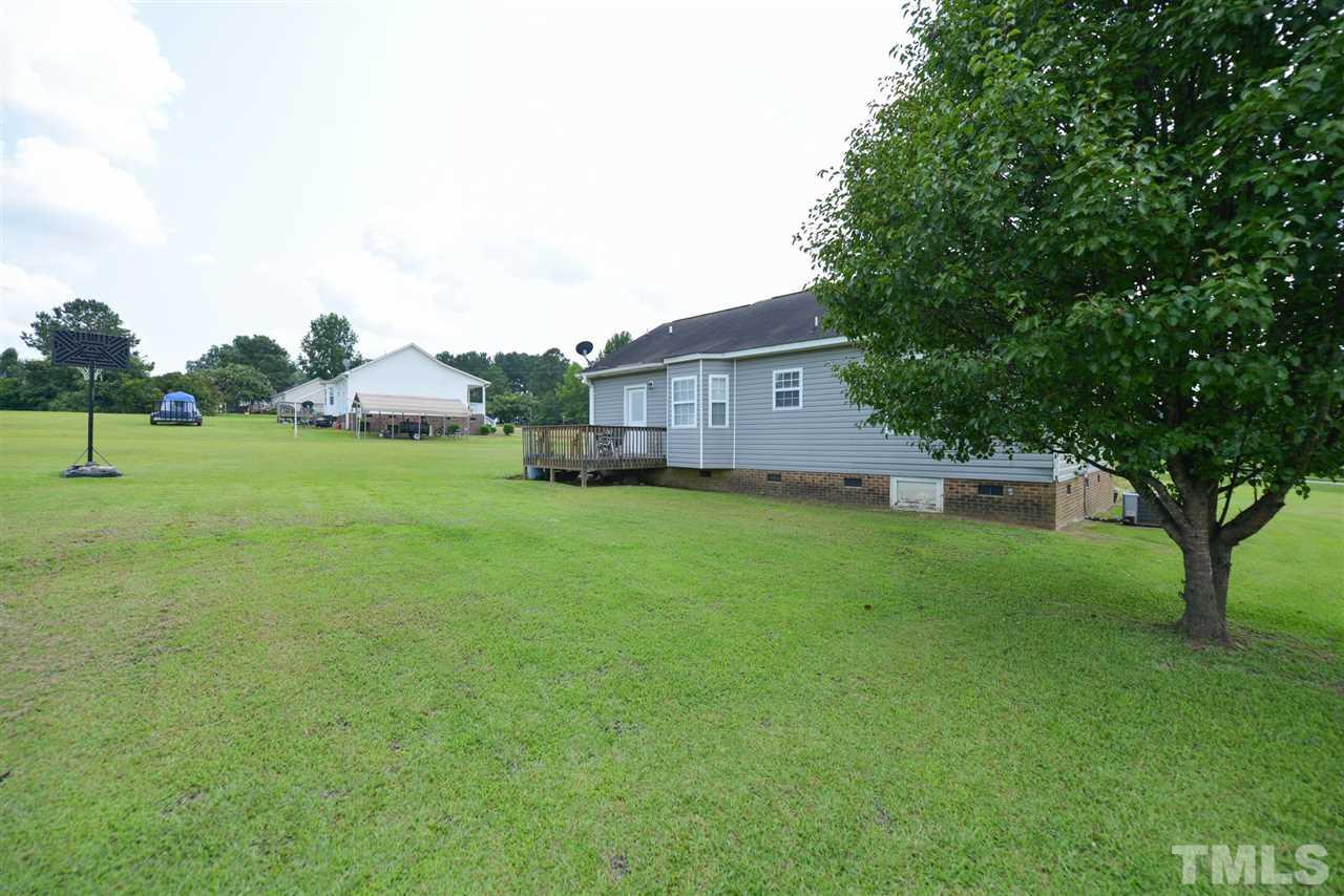 320 Old Roberts Road Benson, NC 27504 - Photo 4 of 5 Gallery Image 4