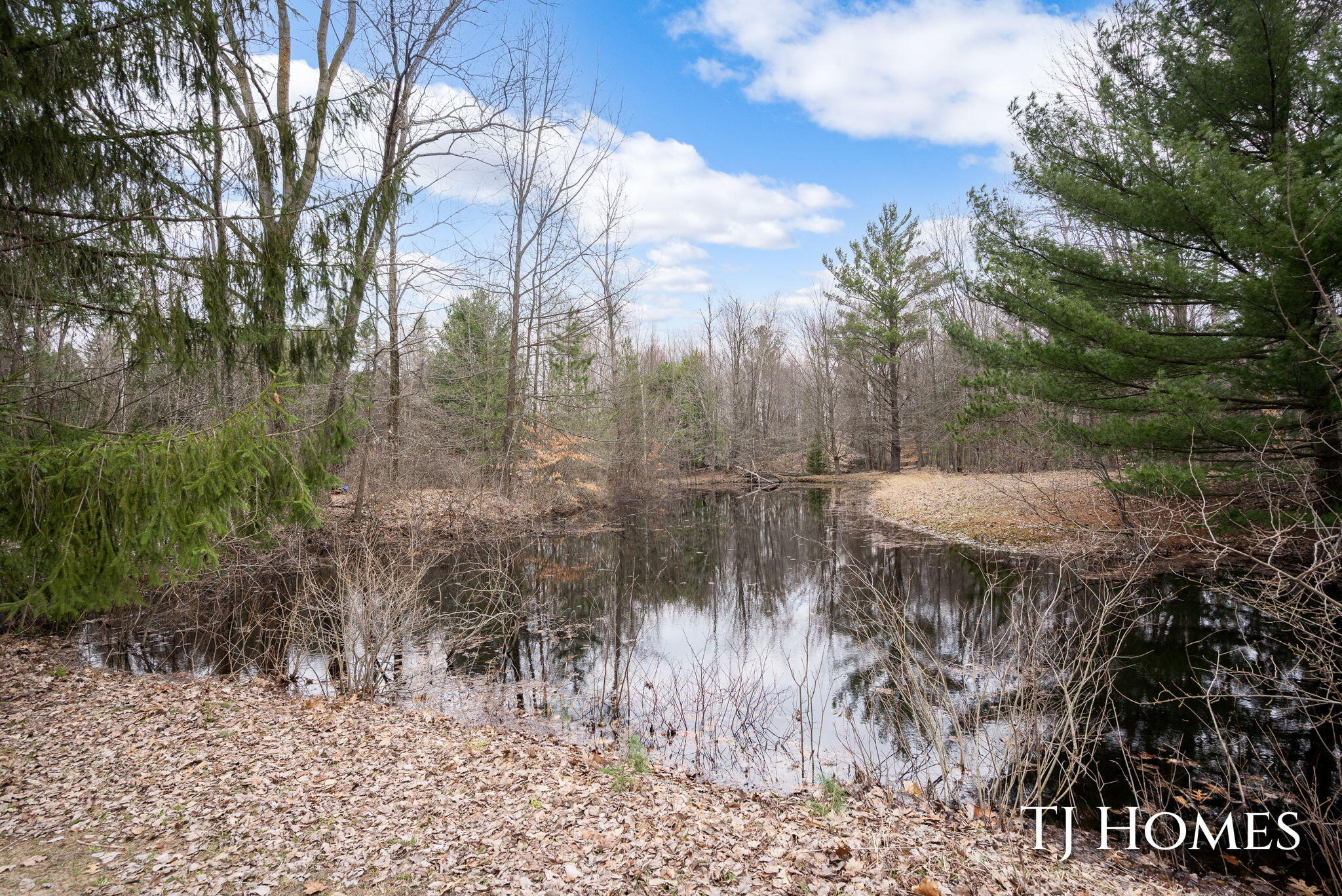 5818 East Sternberg Road Fruitport, MI 49415 - Photo 3 of 42 16-web-or-mls-5818 E Sternberg Rd-9