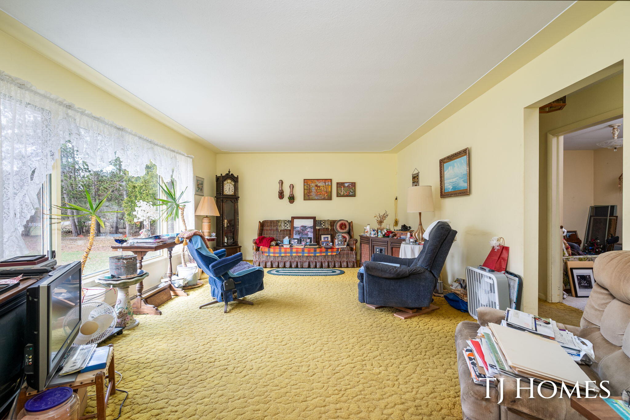 5818 East Sternberg Road Fruitport, MI 49415 - Photo 7 of 42 21-web-or-mls-5818 E Sternberg Rd-14