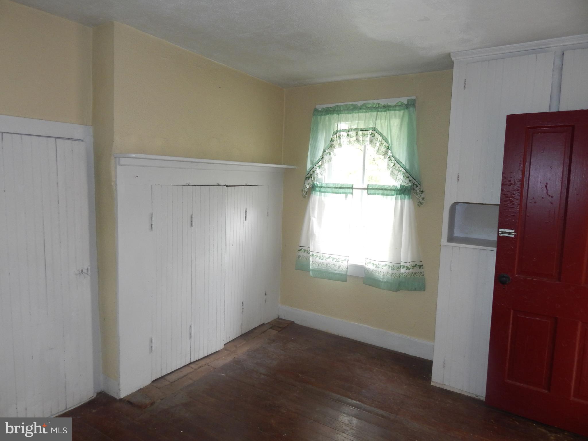 29 Baltimore Street Spring Grove, PA 17362 - Photo 26 of 32 Summer Kitchen