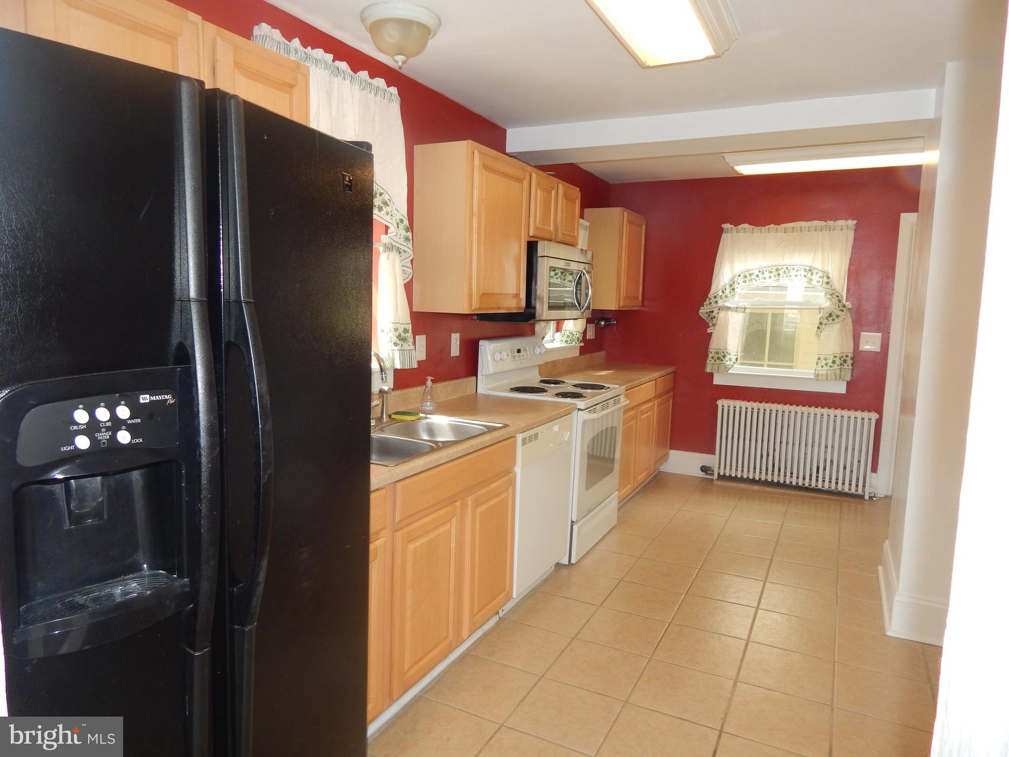 29 Baltimore Street Spring Grove, PA 17362 - Photo 5 of 32 Kitchen