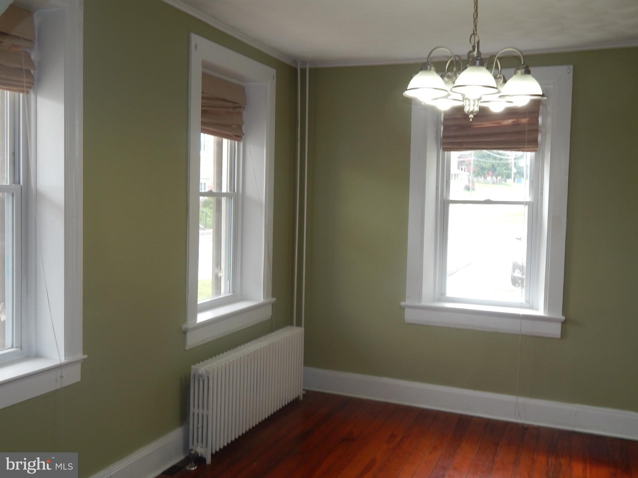 29 Baltimore Street Spring Grove, PA 17362 - Photo 6 of 32 Dining Room