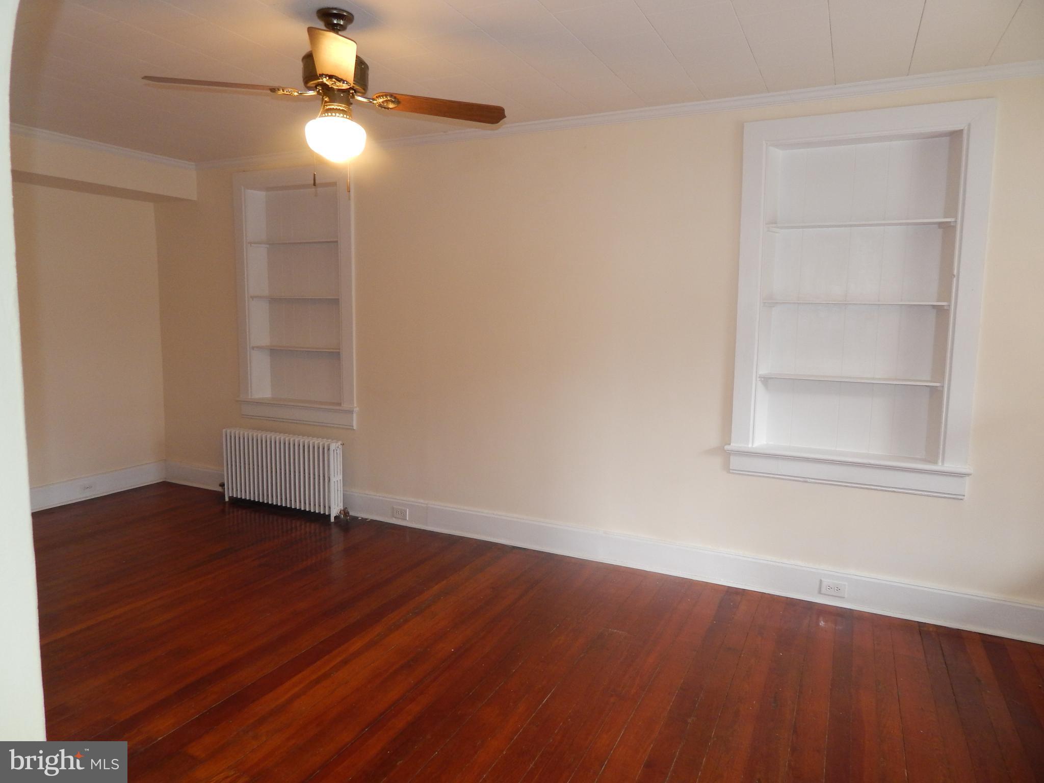 29 Baltimore Street Spring Grove, PA 17362 - Photo 8 of 32 Living Room