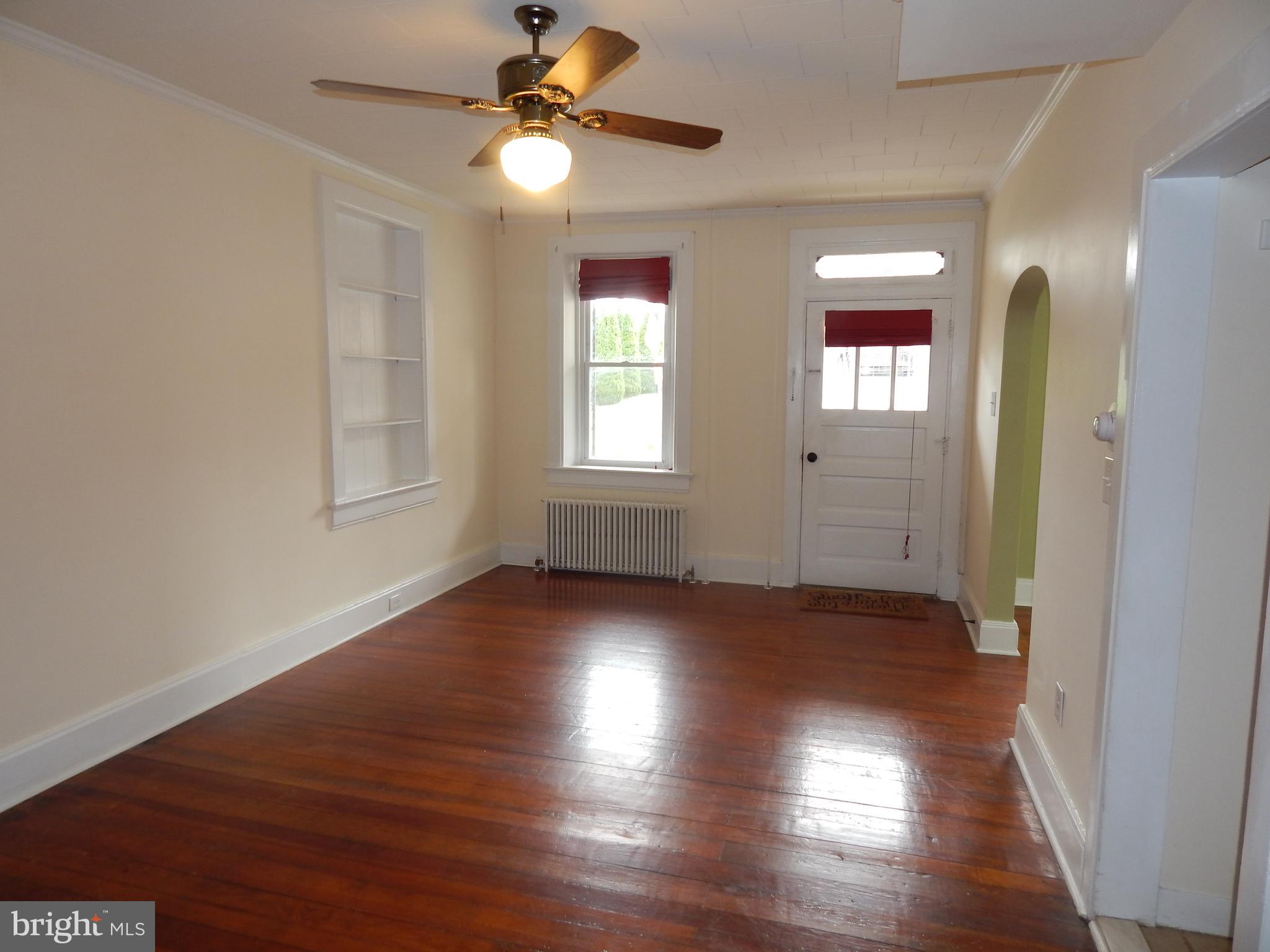 29 Baltimore Street Spring Grove, PA 17362 - Photo 9 of 32 Living Room