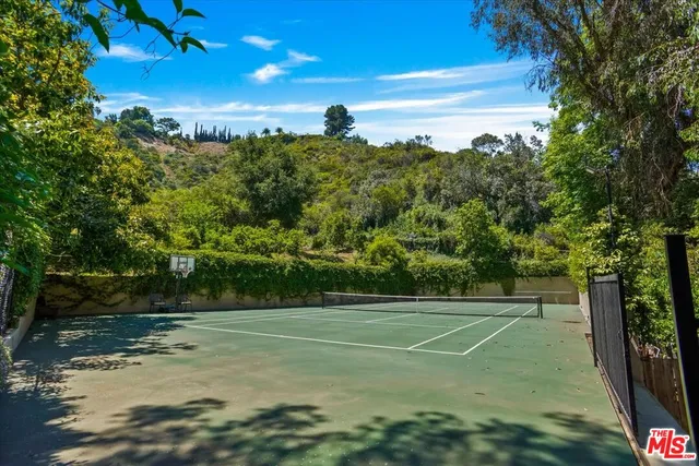 a view of a tennis court