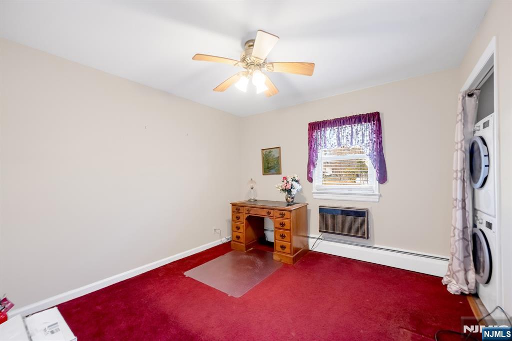 704 Evans Street Paramus, NJ 07652 - Photo 16 of 21