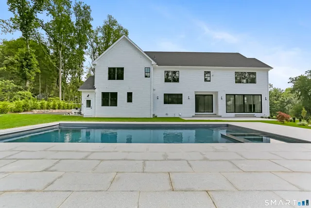 $4,899,000 | 10 Tierney Lane, Westport, CT 06880