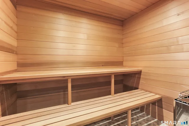 $4,899,000 | 10 Tierney Lane, Westport, CT 06880