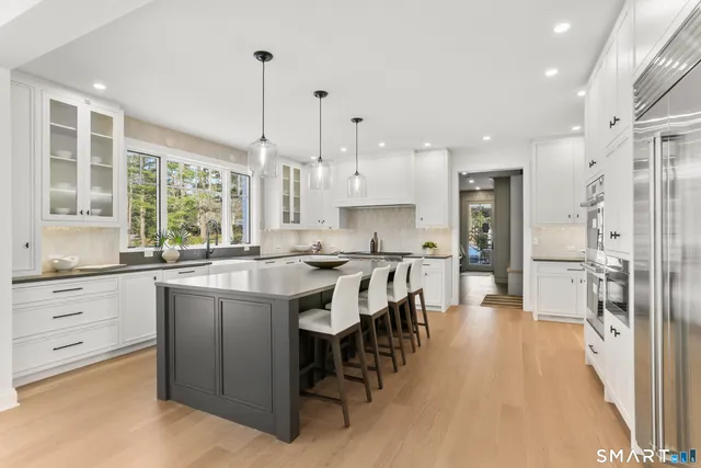 $4,899,000 | 10 Tierney Lane, Westport, CT 06880