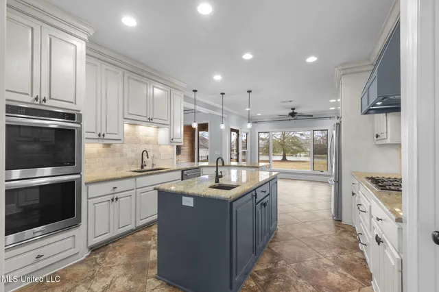 $665,000 | 155 Beaufort Circle, Madison, MS 39110