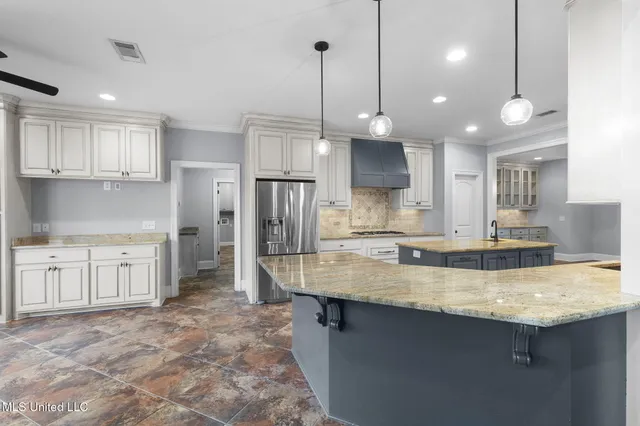 $665,000 | 155 Beaufort Circle, Madison, MS 39110