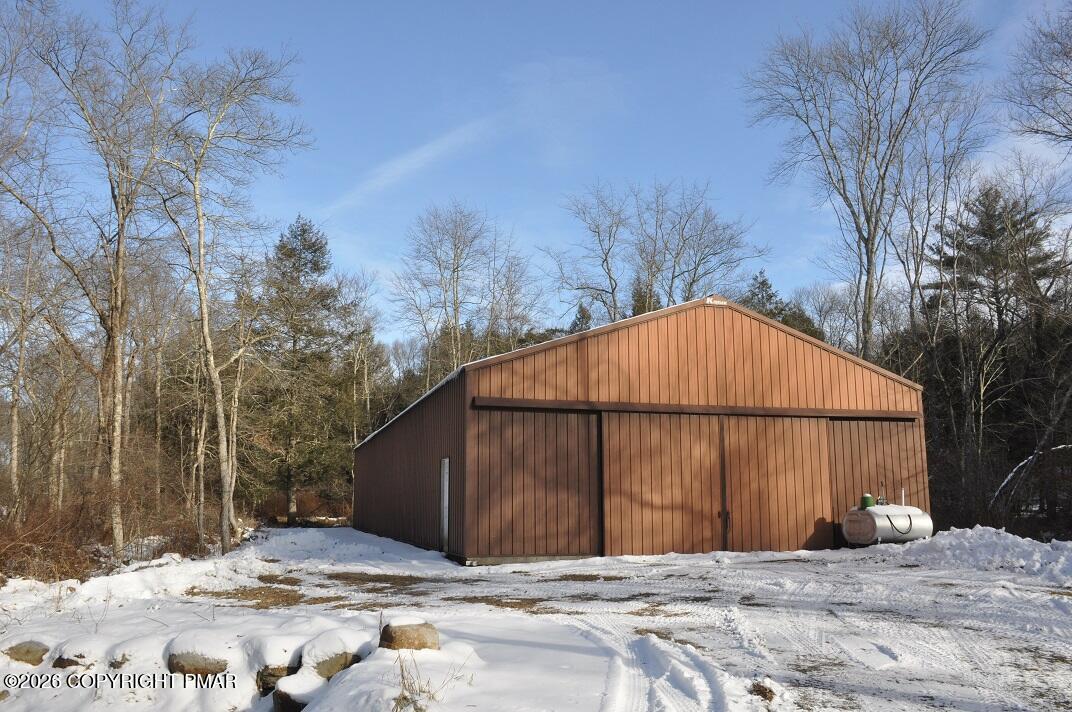 1642 Kunkletown Road Saylorsburg, PA 18353 - Photo 26 of 27 Pole building
