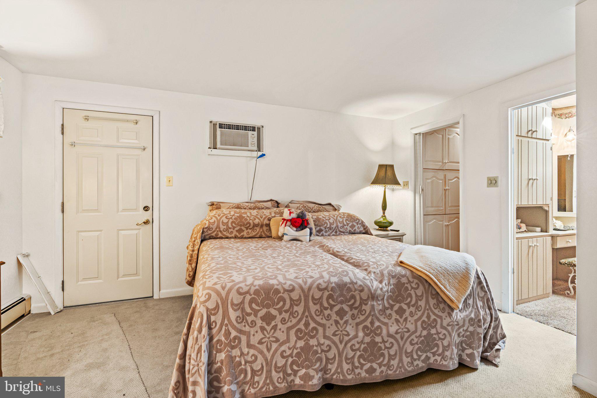 1080 Georgetown Road Paradise, PA 17562 - Photo 11 of 59 First floor bedroom