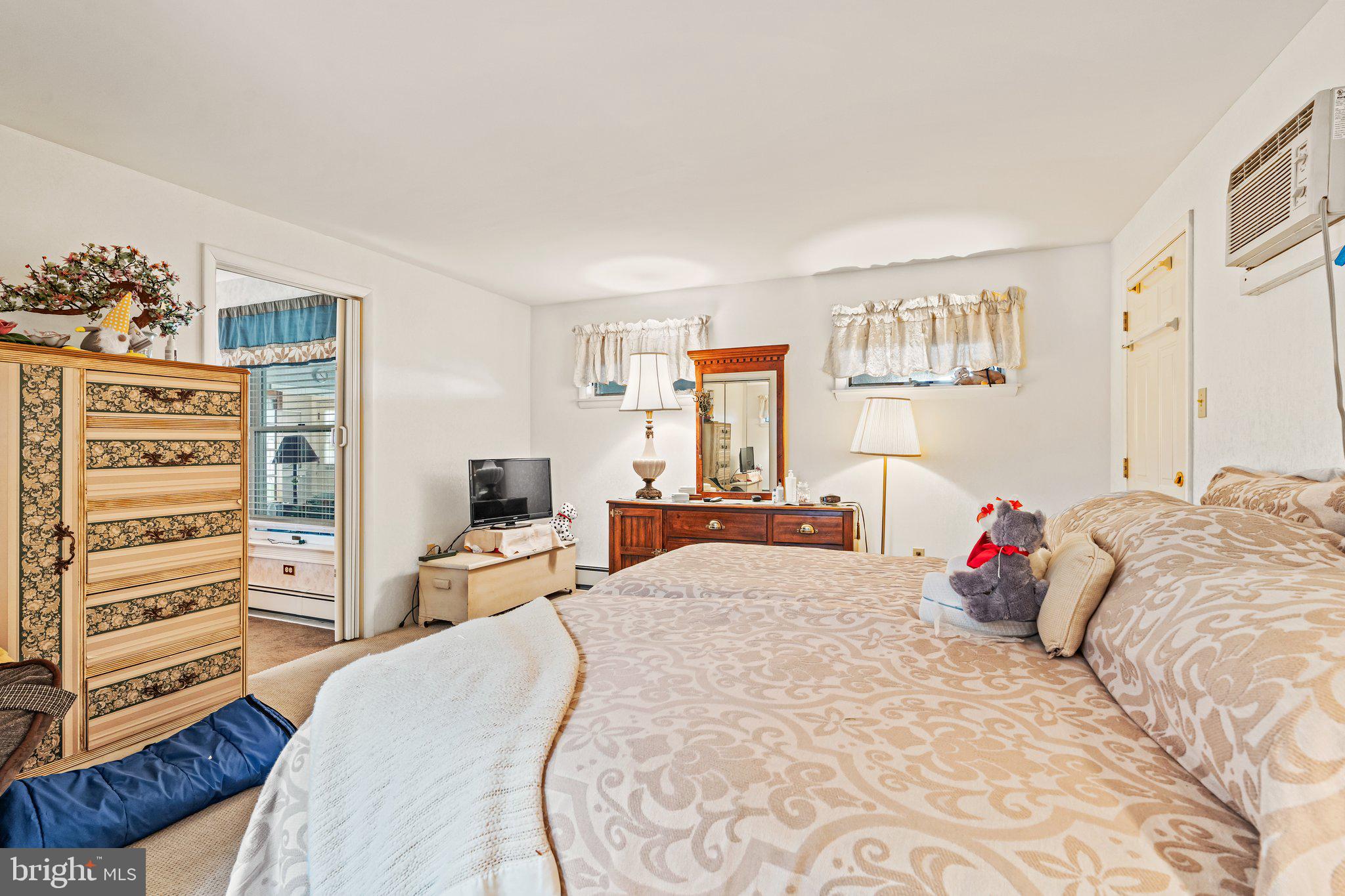 1080 Georgetown Road Paradise, PA 17562 - Photo 13 of 59 First floor bedroom