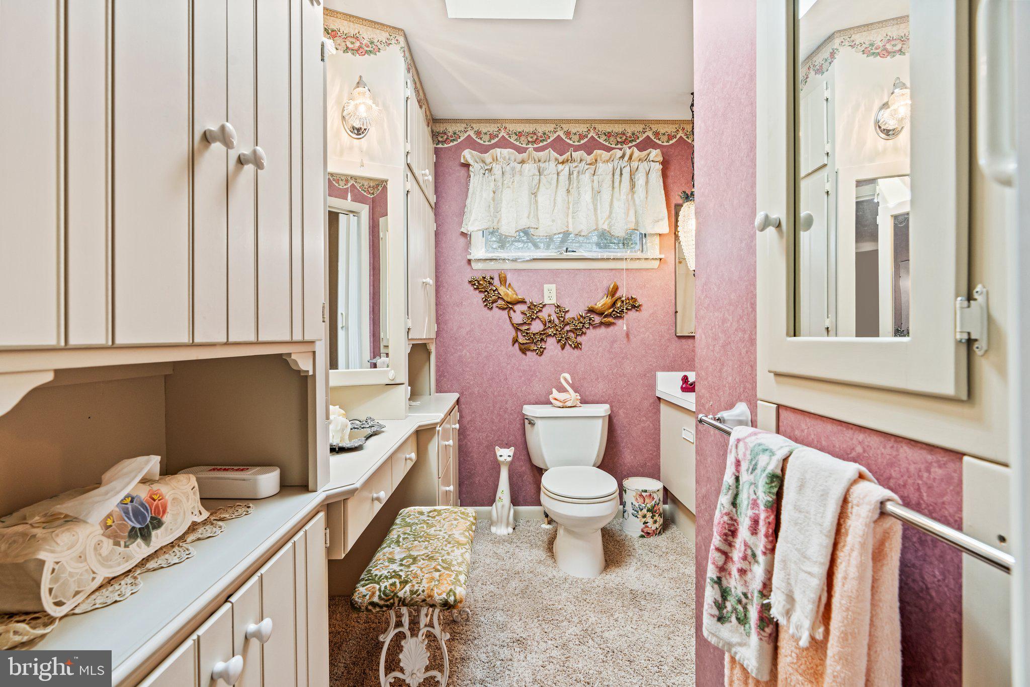 1080 Georgetown Road Paradise, PA 17562 - Photo 15 of 59 First floor bathroom