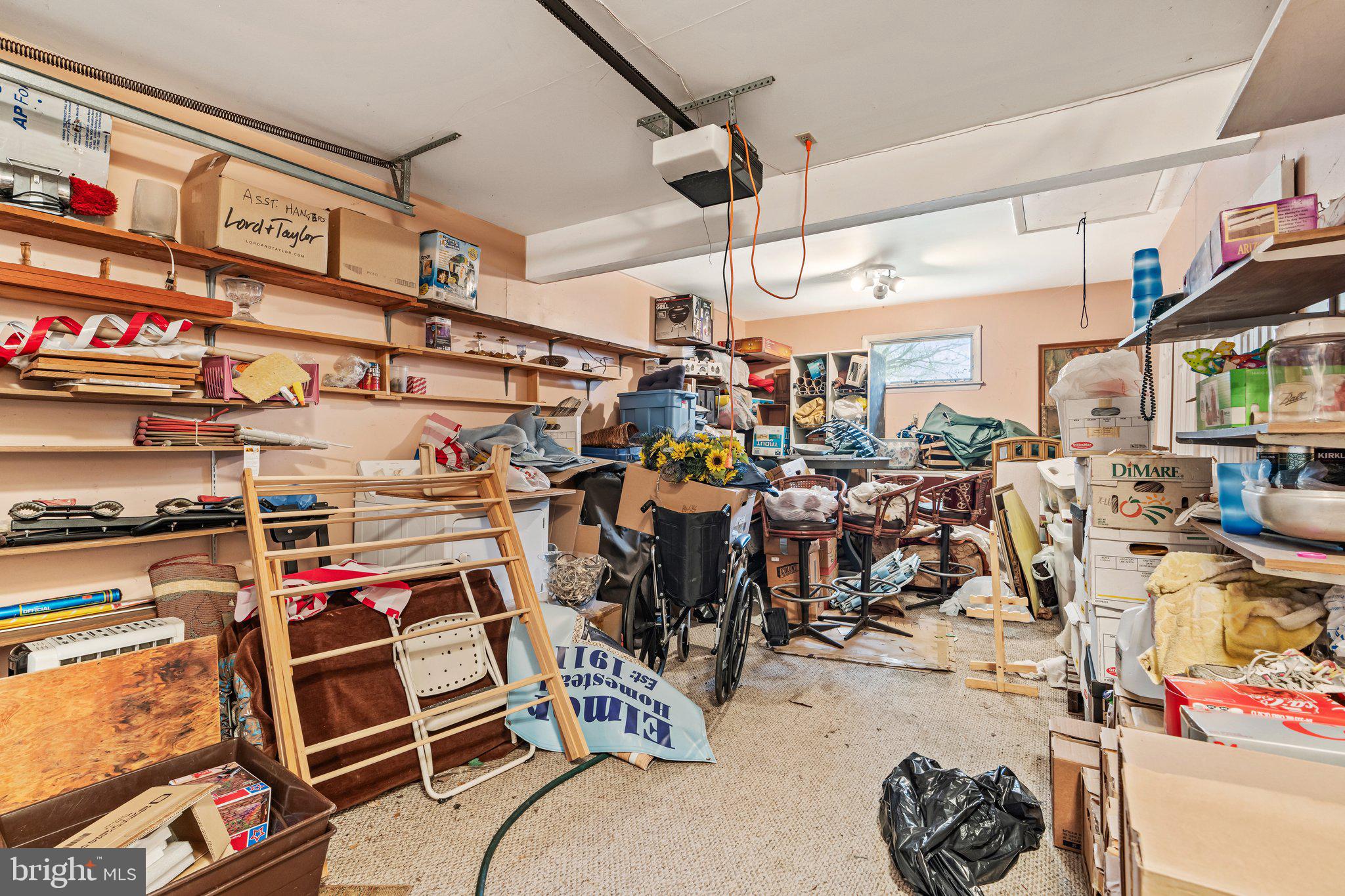 1080 Georgetown Road Paradise, PA 17562 - Photo 18 of 59 Attached garage