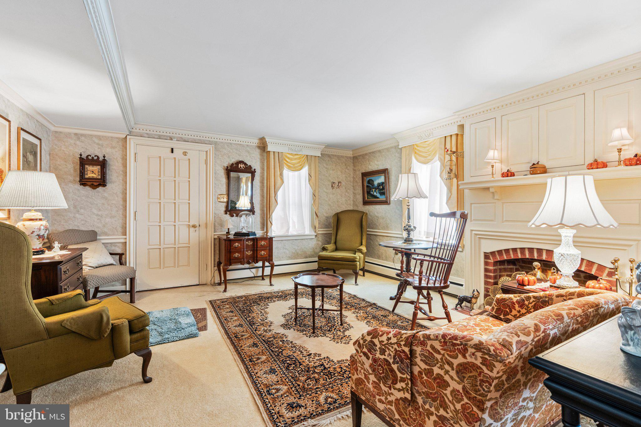 1080 Georgetown Road Paradise, PA 17562 - Photo 25 of 59 Dining living room